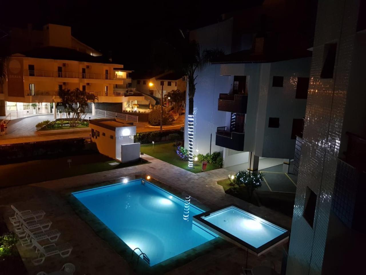 Apto 2Suites 30M Da Praia Florianópolis Exteriör bild